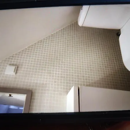 アパート Tiny Cosy Flat リスボン